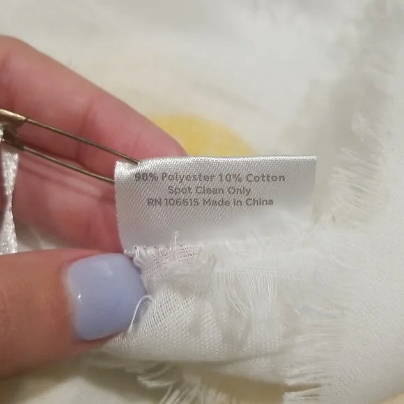 Pineapple Fashion Scarf - Picture 7 of 8